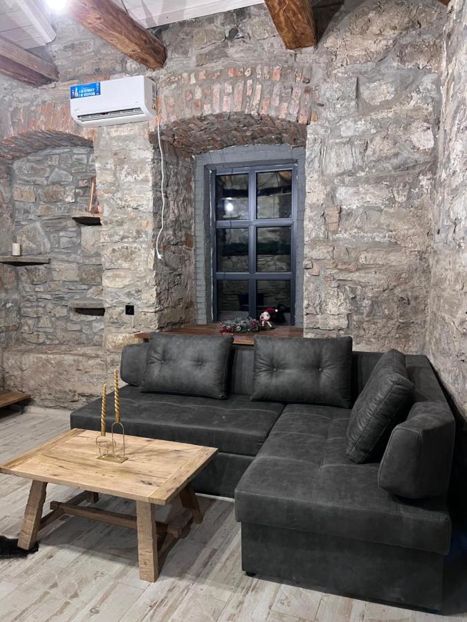 Luxury Live Apartment Kamianets-Podilskyi Exterior photo
